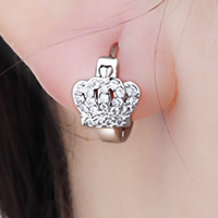 Royal Crown Crystal Hoop Earrings Copper Alloy 925 SilverPlated Huggie Hoop 1027