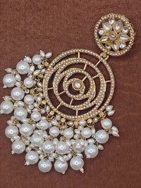 Elegant Bollywood Inspired Gold Kundan Earrings - Traditional Indian Jewelry 181