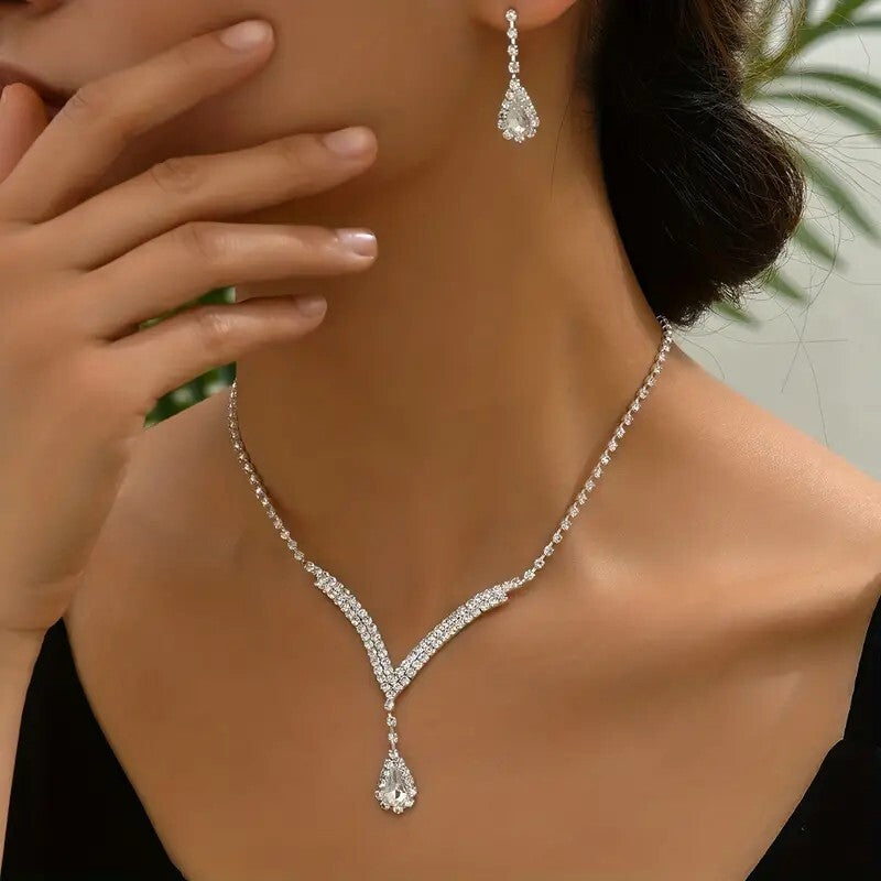 Stylish Luxury Water Drop Rhinestones Pendant Necklace & Earrings Jewelry 102 UK