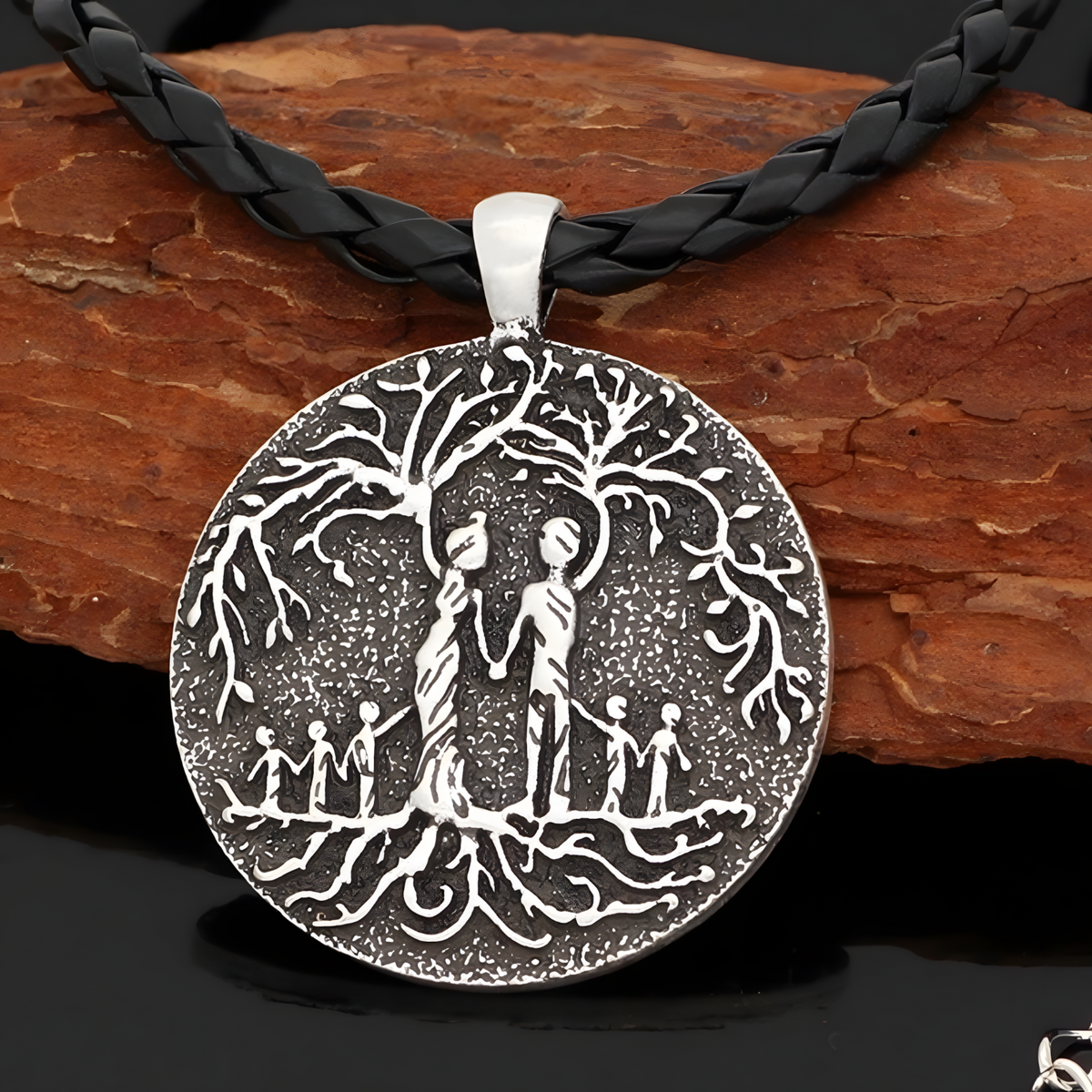 Tree of Life Family Pendant Necklace Women– Zinc Alloy Vintage Round Couple 1079