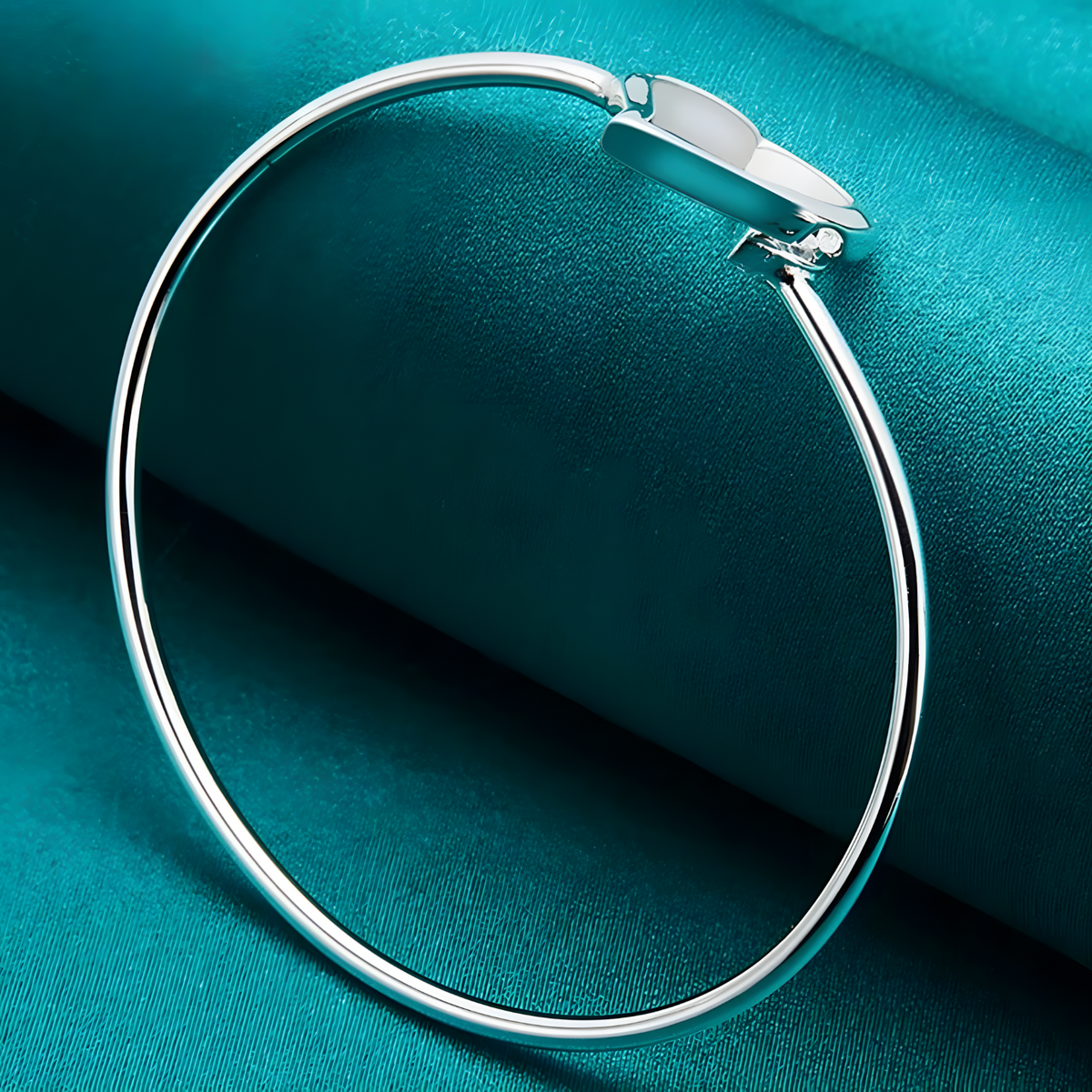 925 Sterling Silver Open Heart Bangle Bracelet for Women Delicate Round Wire 409