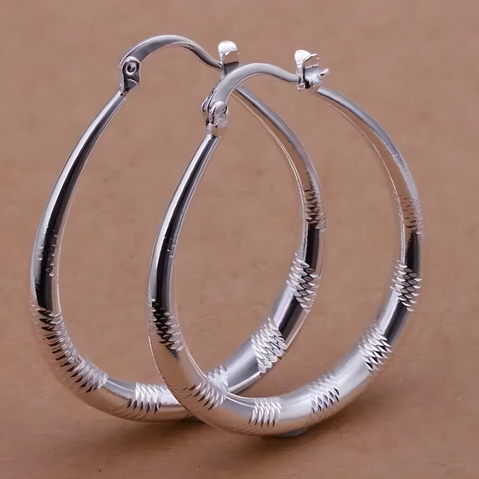 Textured Hoop Earrings for Women – Copper Alloy with 925 Silver Plating 1204