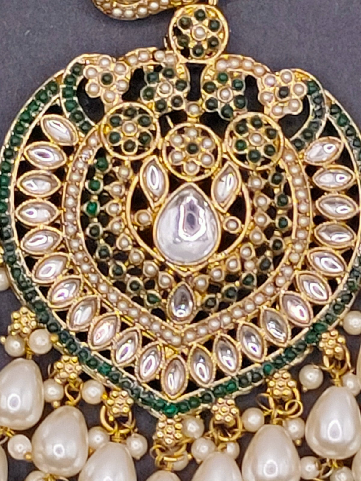 Elegant Bollywood Inspired Gold Kundan Earrings - Traditional Indian Jewelry 222