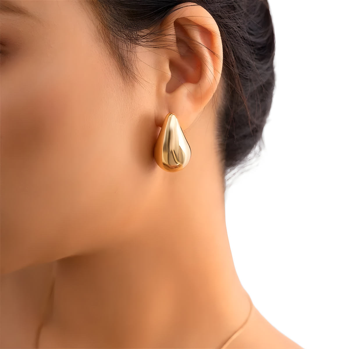 Modern Polished Teardrop Stud Earrings for Women | Sleek and Simple Raindrop 431