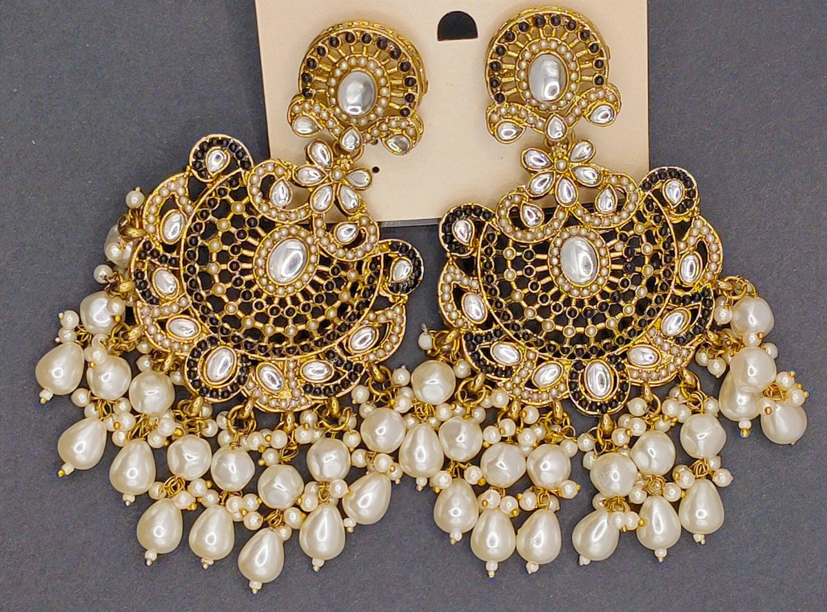 Elegant Bollywood Inspired Gold Kundan Earrings - Traditional Indian Jewelry 227
