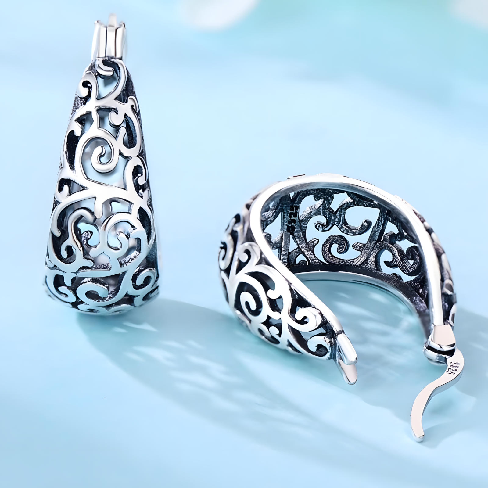 Womens 925 Sterling Silver Vine Pattern Hoop Earrings Hinged Snap Closure B47