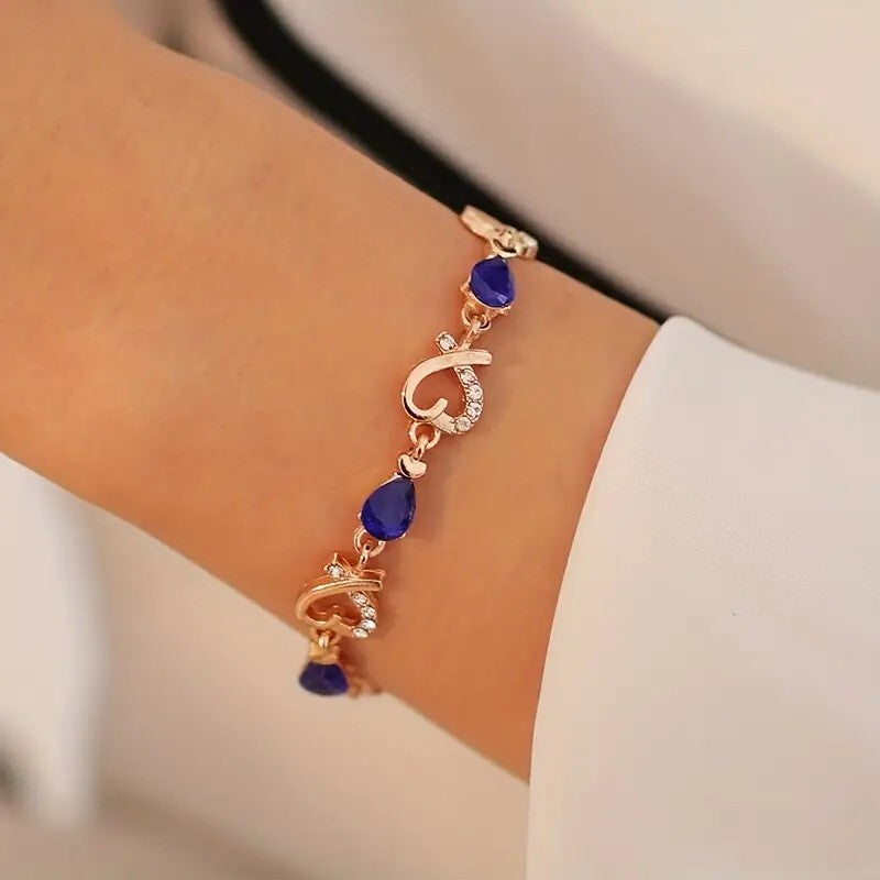 Chain Bracelet With Love Heart Shape Beads Elegant Hand Bracelet For Women 106