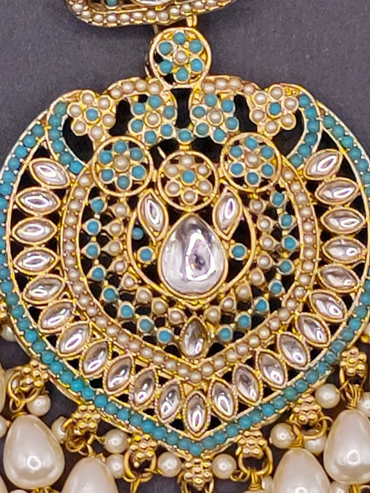 Elegant Bollywood Inspired Gold Kundan Earrings - Traditional Indian Jewelry 225
