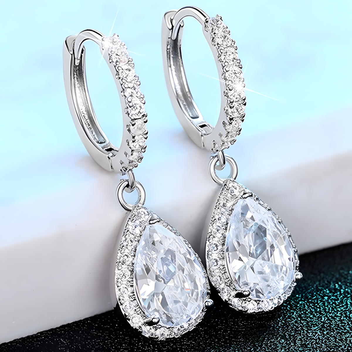 Women’s Rhodium-Plated Alloy Pear Cut Cubic Zirconia Drop Earrings Halo 1445