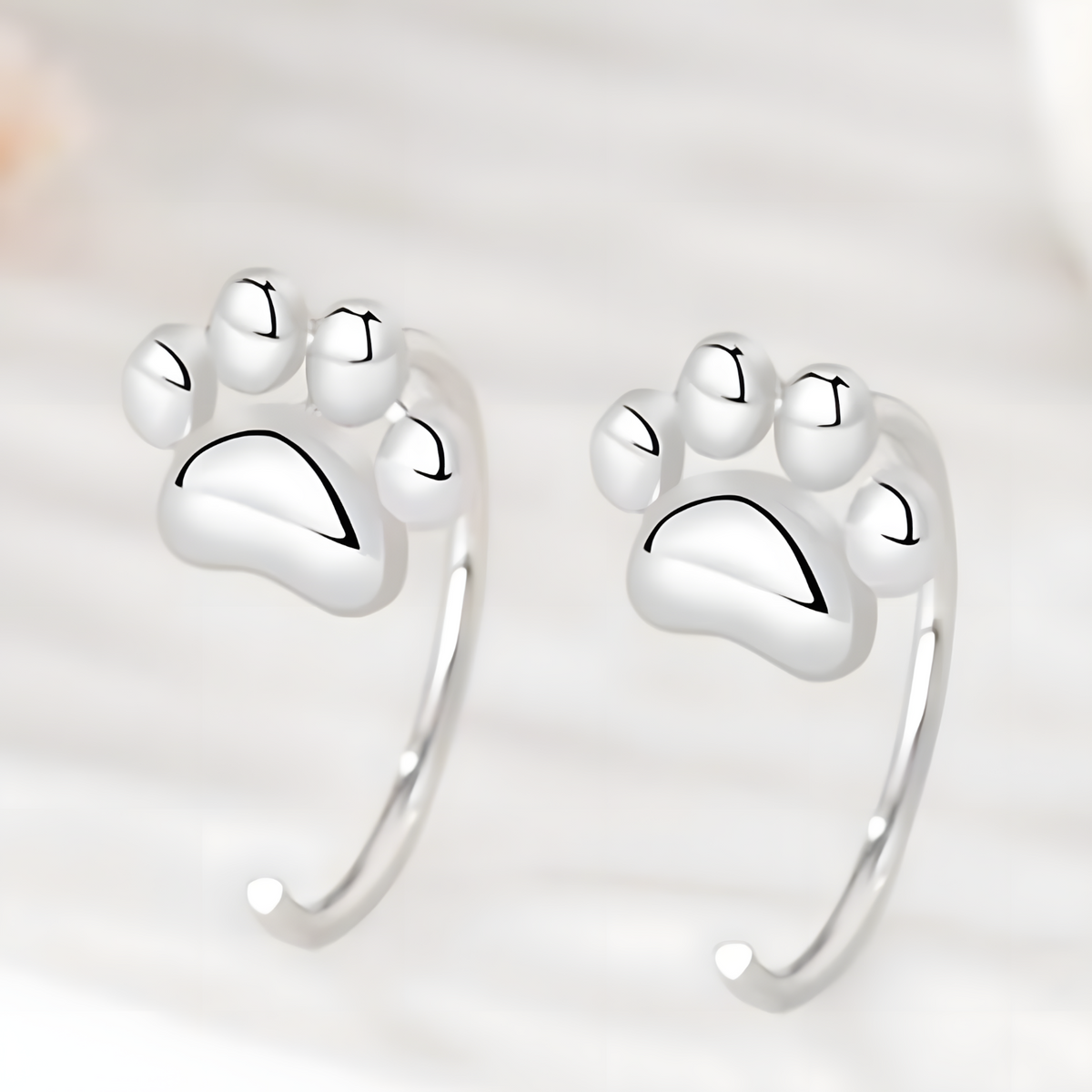 Fashion Silver Color Cat Paw Stud Earrings For Women Minimalist Metal Circle 508