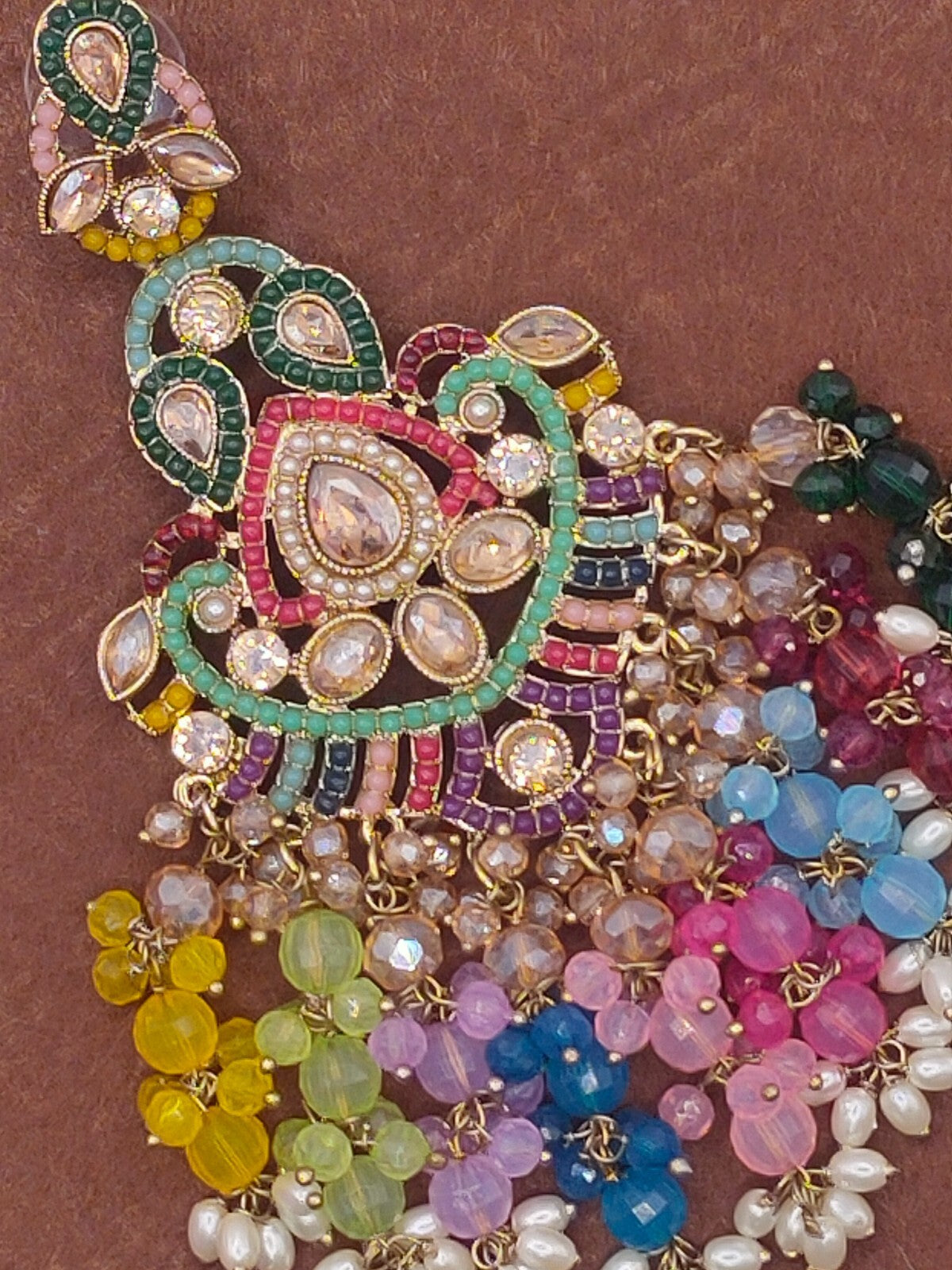 Elegant Bollywood Inspired Gold Kundan Earrings - Traditional Indian Jewelry 197