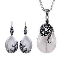 Elegant Silver Tone Teardrop Pendant Necklace Dangle Earrings Jewelry Set B45