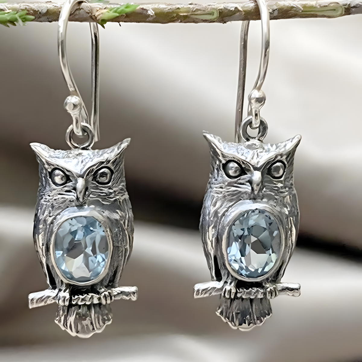 Vintage Silver Owl Dangle Earrings for Women Blue Stone Accent Hook Closure B52