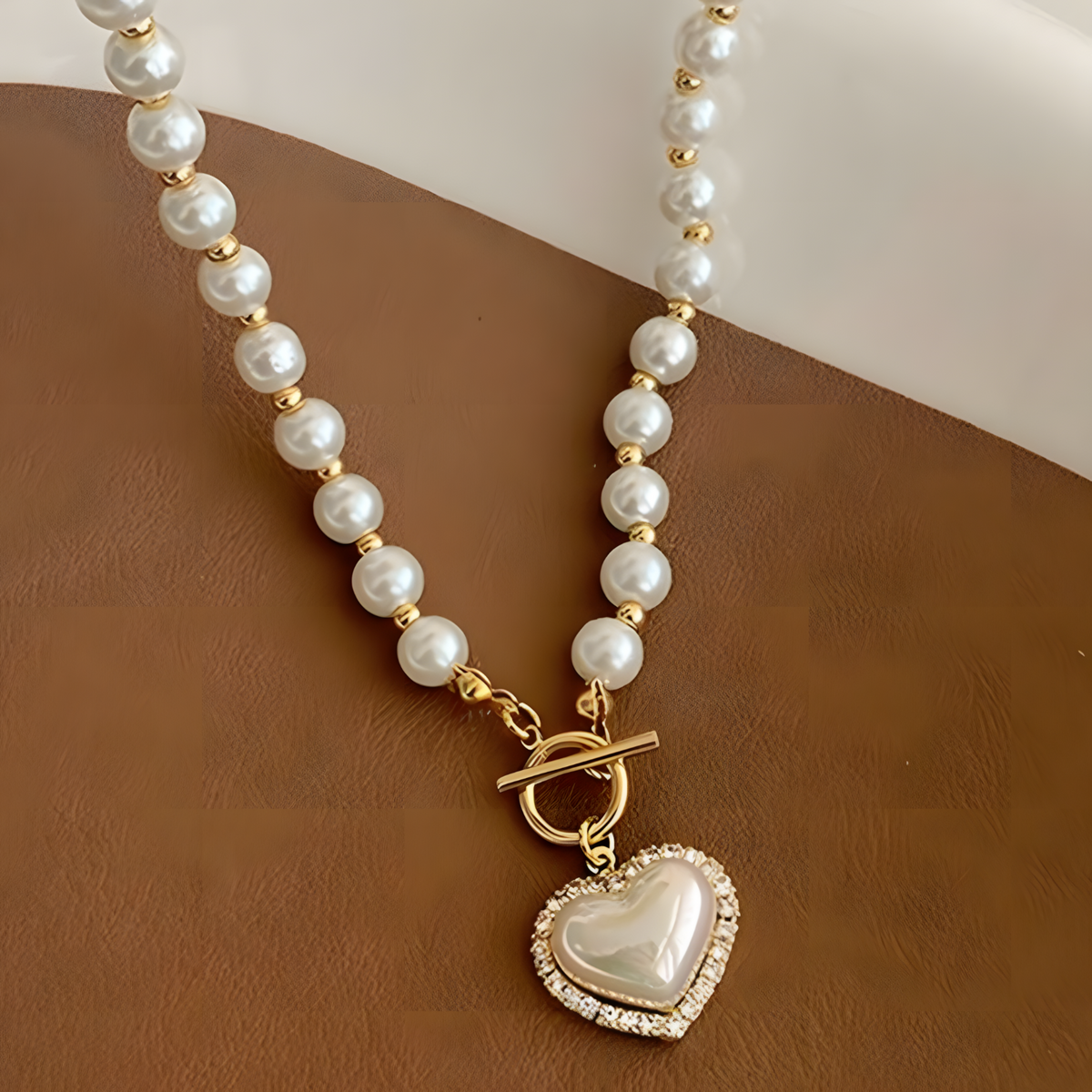 Pearl Heart Pendant Necklace Gold Tone Toggle Clasp Beaded Chain Statement -1397