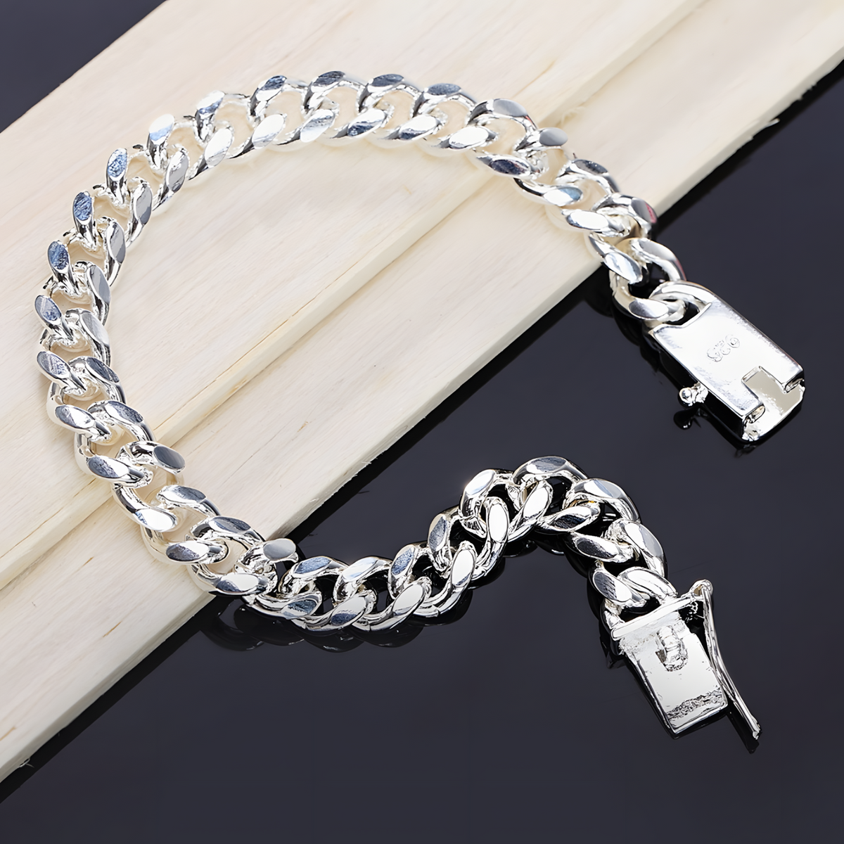 Unified Jewellery Premium 8mm Cuban Curb Chain Bracelet 20cm Box Clasp 1844
