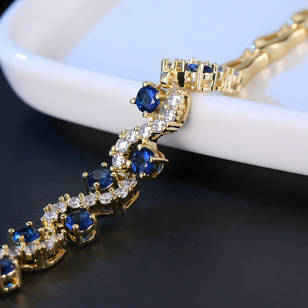 Blue Cubic Zirconia Gold Tone Bracelet 18cm 0.8cm Elegant Statement 1739