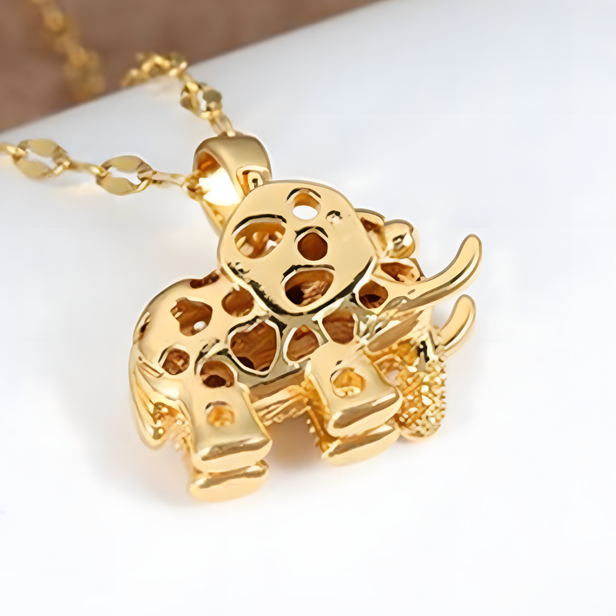 Gold Elephant Pendant Necklace for Women – Stainless Steel Animal Jewellery 1190