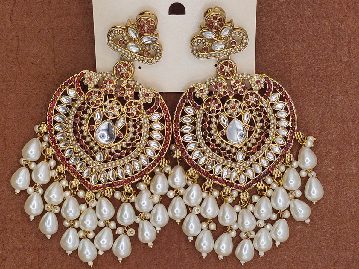 Elegant Bollywood Inspired Gold Kundan Earrings - Traditional Indian Jewelry 231