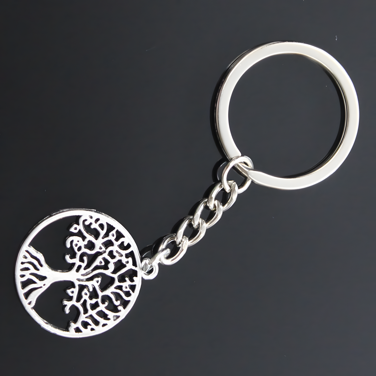 Tree of Life Keychain for Men & Women – Zinc Alloy Metal Round Pendant 30mm 1138