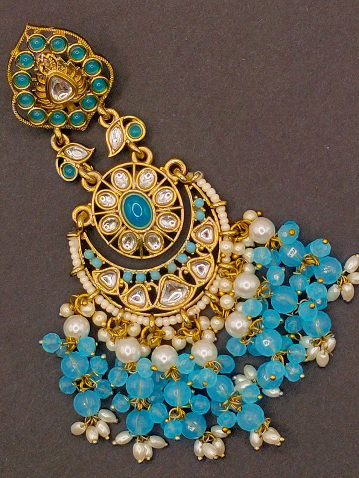 Elegant Bollywood Inspired Gold Kundan Earrings - Traditional Indian Jewelry 205