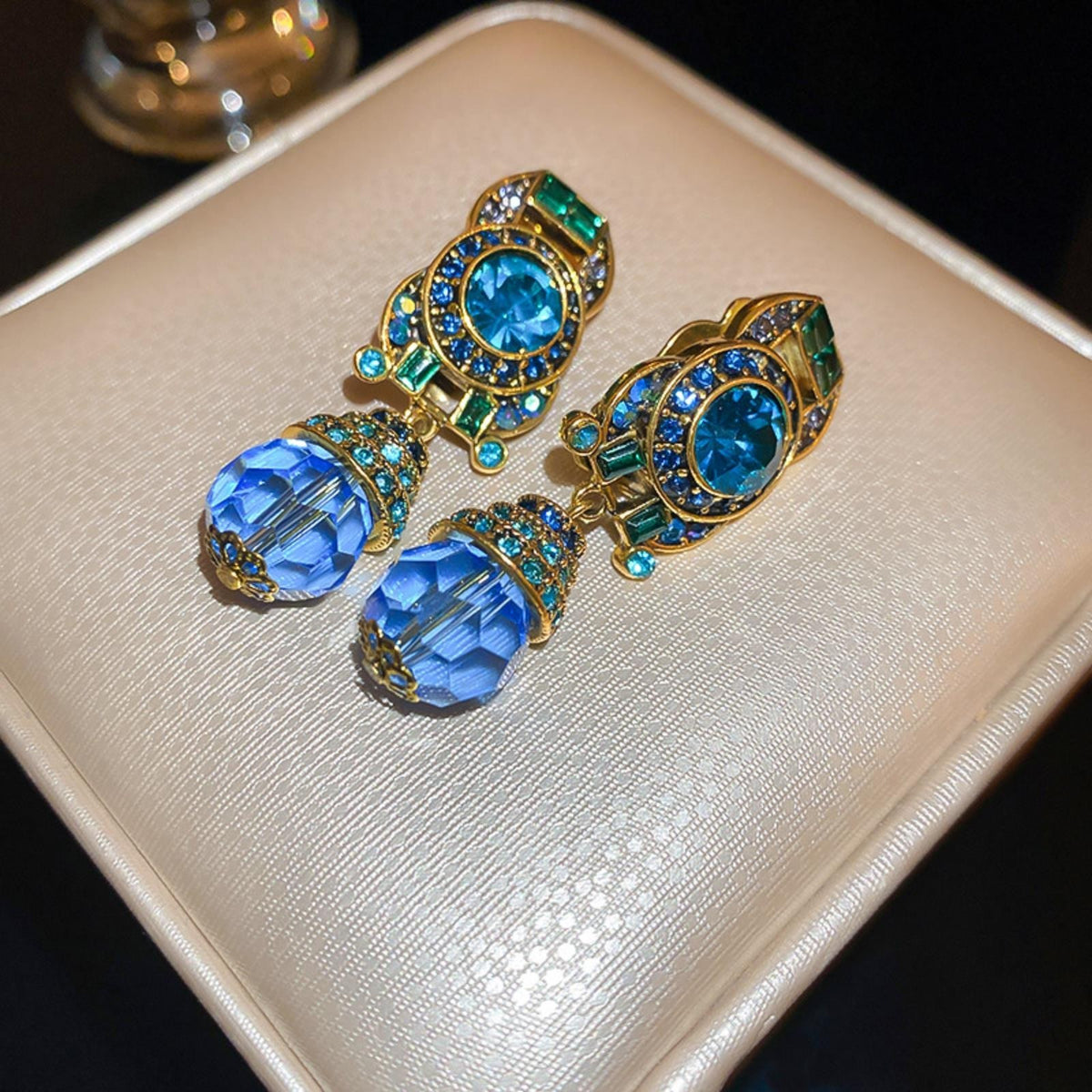 Vintage Blue Water Drop Crystal Clip Earrings Women Round Rhinestones Earing 733