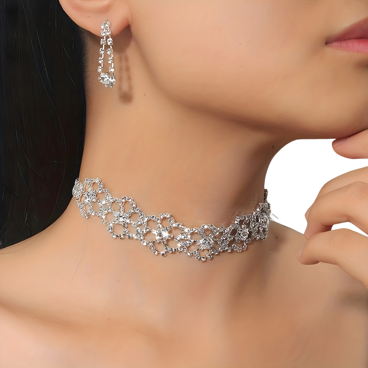 Silver Crystal Choker Necklace & Earrings Set Women – Sparkling Rhinestone 689