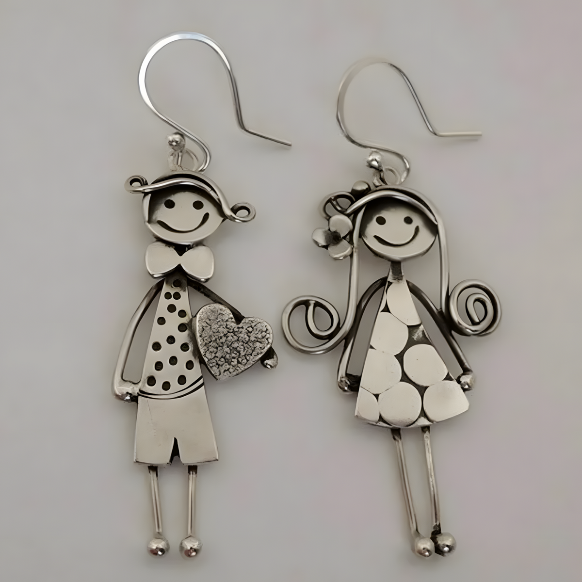 Retro Couple Character Earrings for Women –Copper Alloy with Silver Plating 1230