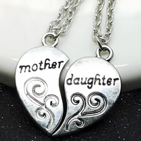 Mother Daughter Heart Necklace Set, Silver-Plated Mother Daughter Pendant b132