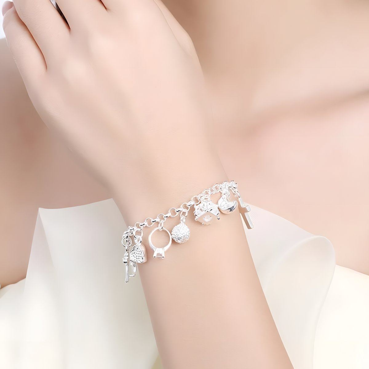 Elegant Double Twist Bracelet for Women – Statement Chain Design, 8 Inch 1431