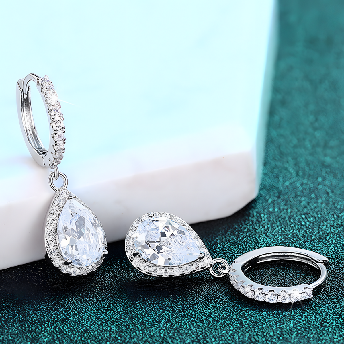 Women’s Rhodium-Plated Alloy Pear Cut Cubic Zirconia Drop Earrings Halo 1445