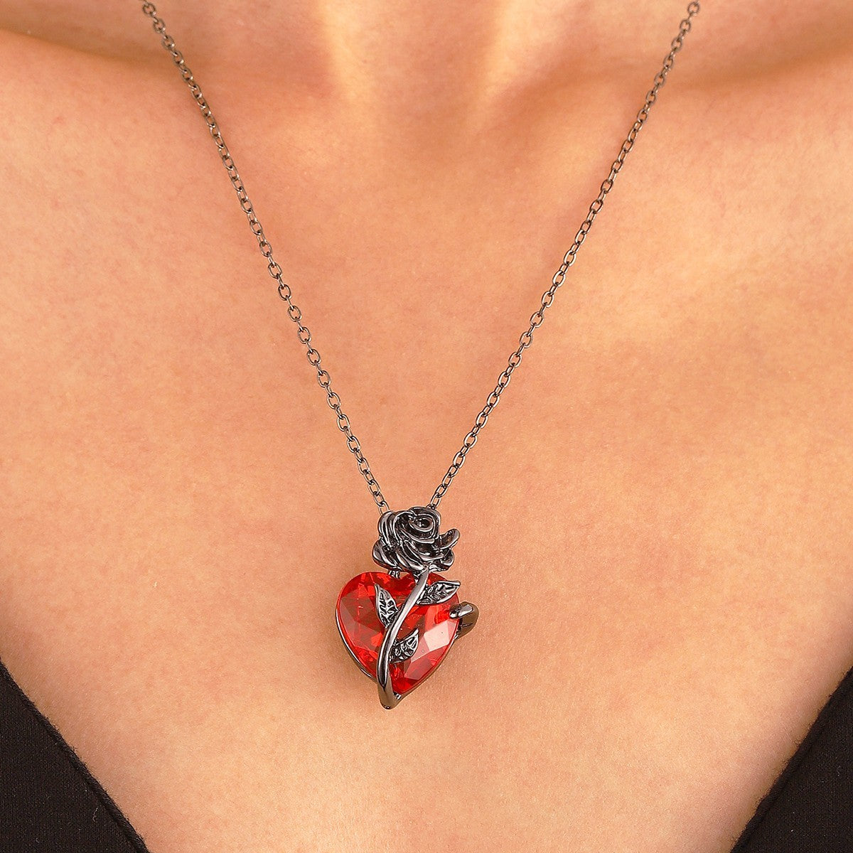 Womens Red Heart Rose Pendant Necklace-Black Rhodium-Plated Alloy, Faceted 1315