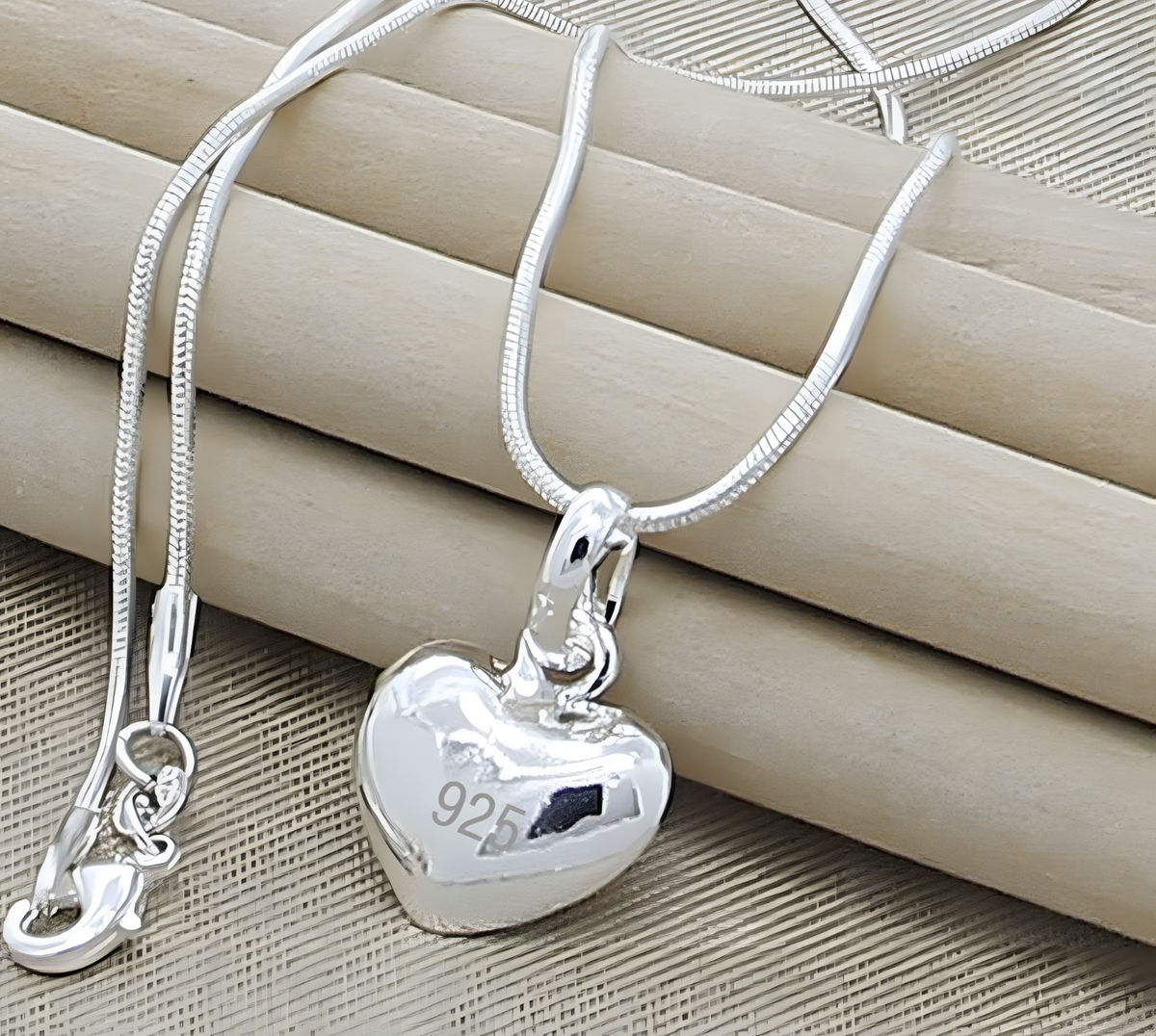 925 Silver-Plated Alloy Heart Pendant Necklace Women Polished Puff Heart 859