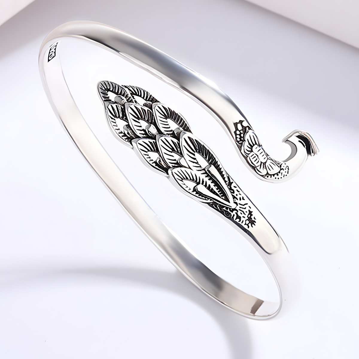Adjustable Peacock Feather Cuff Bracelet Silver Tone Rhodium-Plated 13g 1442