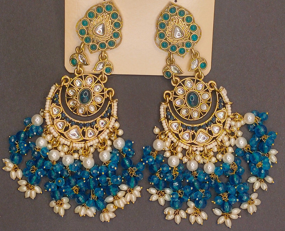 Elegant Bollywood Inspired Gold Kundan Earrings - Traditional Indian Jewelry 207