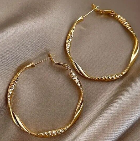 Elegant Simple Style Iron Jewelry Golden Twisted Pattern Hoop Earrings 40 UK