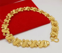 Stylish Gold Chain Bracelet Men with S-Shaped Design, Featuring Intricate 120