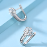 925 Sterling Silver Crystal Flower Stud Earrings Women; Clear Zirconia Pave B182