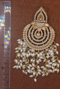 Elegant Bollywood Inspired Gold Kundan Earrings - Traditional Indian Jewelry 179