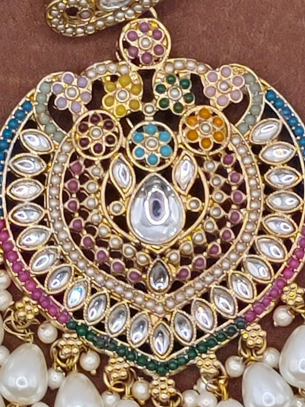 Elegant Bollywood Inspired Gold Kundan Earrings - Traditional Indian Jewelry 226