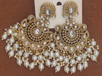 Elegant Bollywood Inspired Gold Kundan Earrings - Traditional Indian Jewelry 212