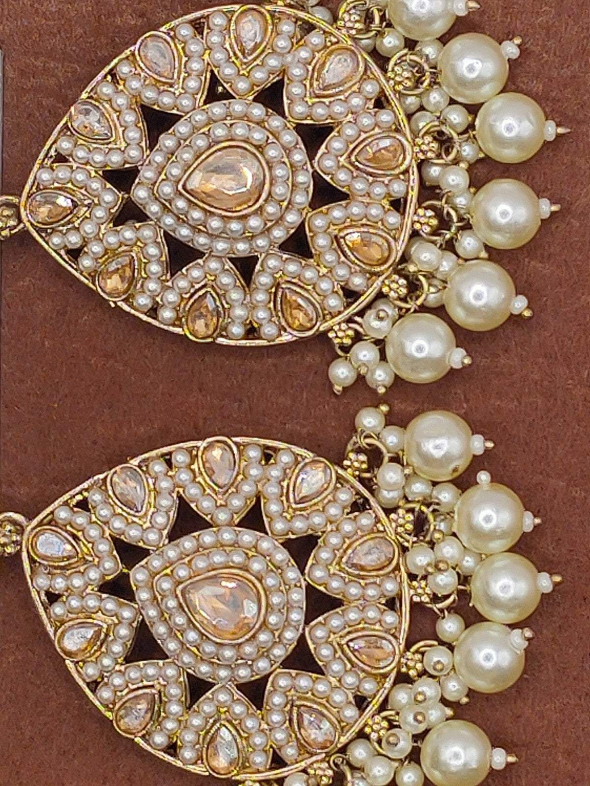 Elegant Bollywood Inspired Gold Kundan Earrings - Traditional Indian Jewelry 172