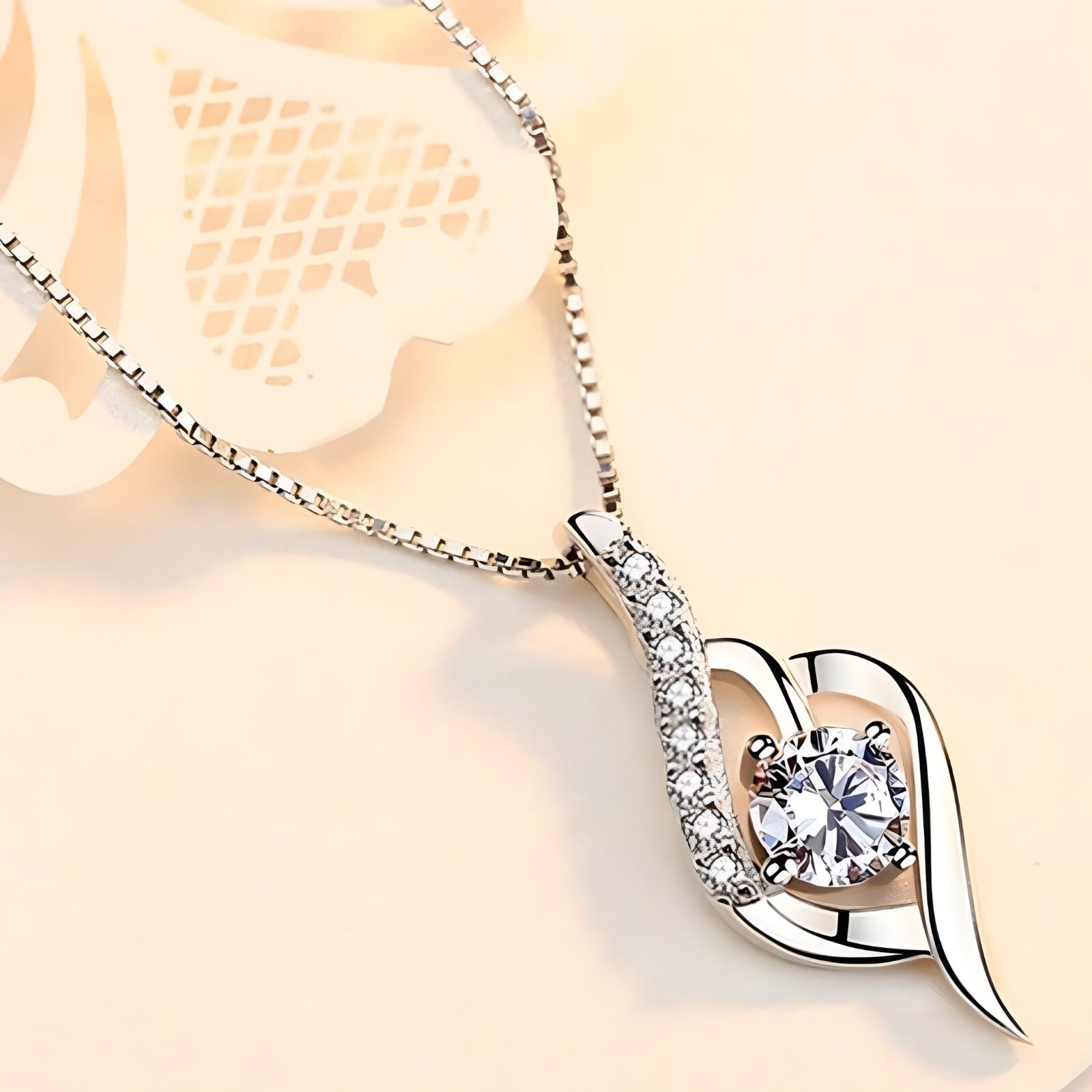 925 Sterling Silver Twisted Zircon Pendant Necklace Elegant Women’s Fashion 257
