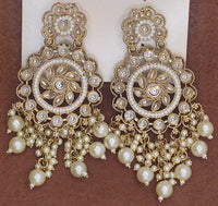 Elegant Bollywood Inspired Gold Kundan Earrings - Traditional Indian Jewelry 193