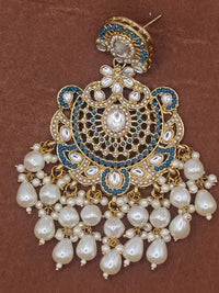Elegant Bollywood Inspired Gold Kundan Earrings - Traditional Indian Jewelry 189