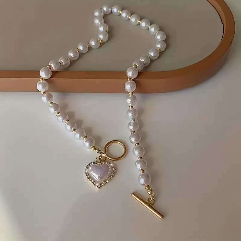 Elegant Faux Pearl Beads Heart-Shaped Pendant Necklace Women Baroque Style 81 UK