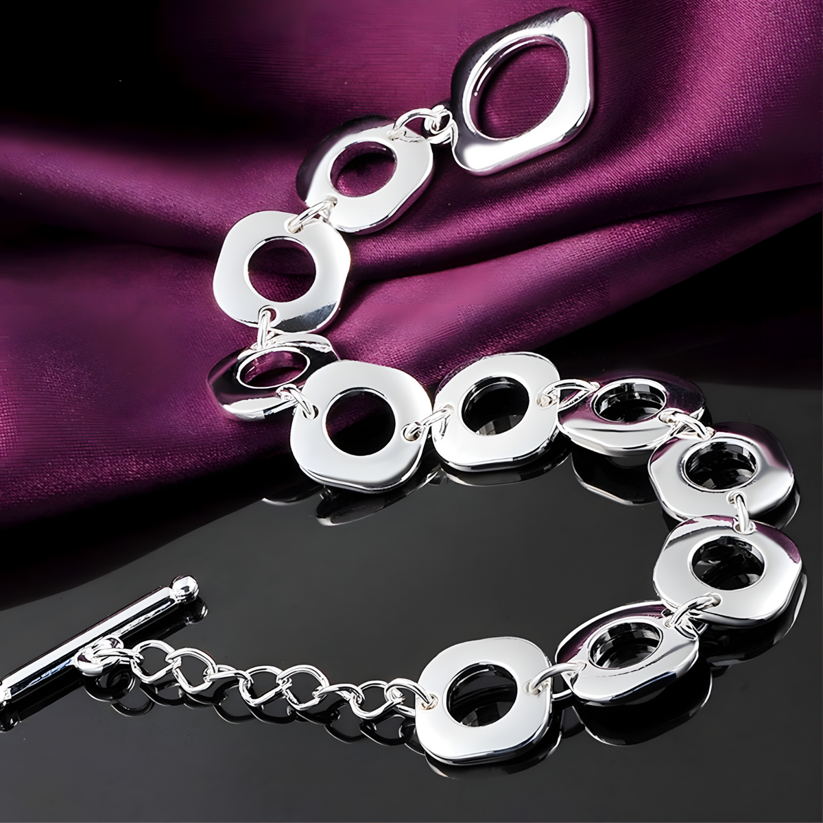Rhodium-Plated Base Metal Circle Link Bracelet - Toggle Clasp with Extender 1491