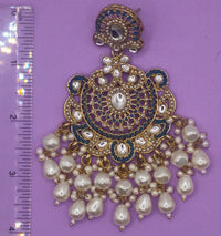 Elegant Bollywood Inspired Gold Kundan Earrings - Traditional Indian Jewelry 189