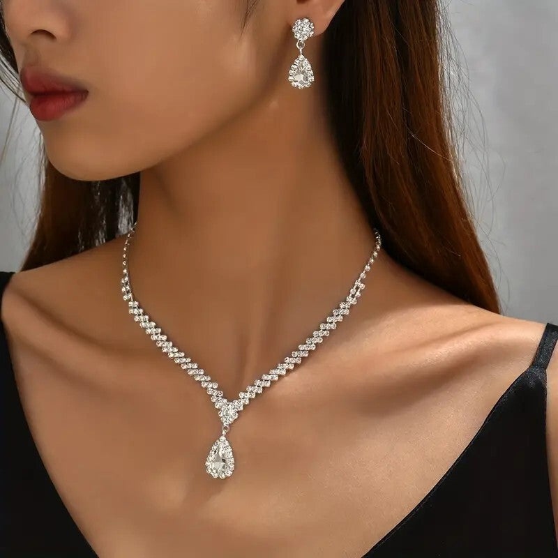 3pcs Earring + Necklace Elegant Jewelry Set Silver Plated Inlaid Waterdrop 96 UK