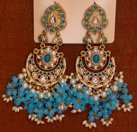 Elegant Bollywood Inspired Gold Kundan Earrings - Traditional Indian Jewelry 205