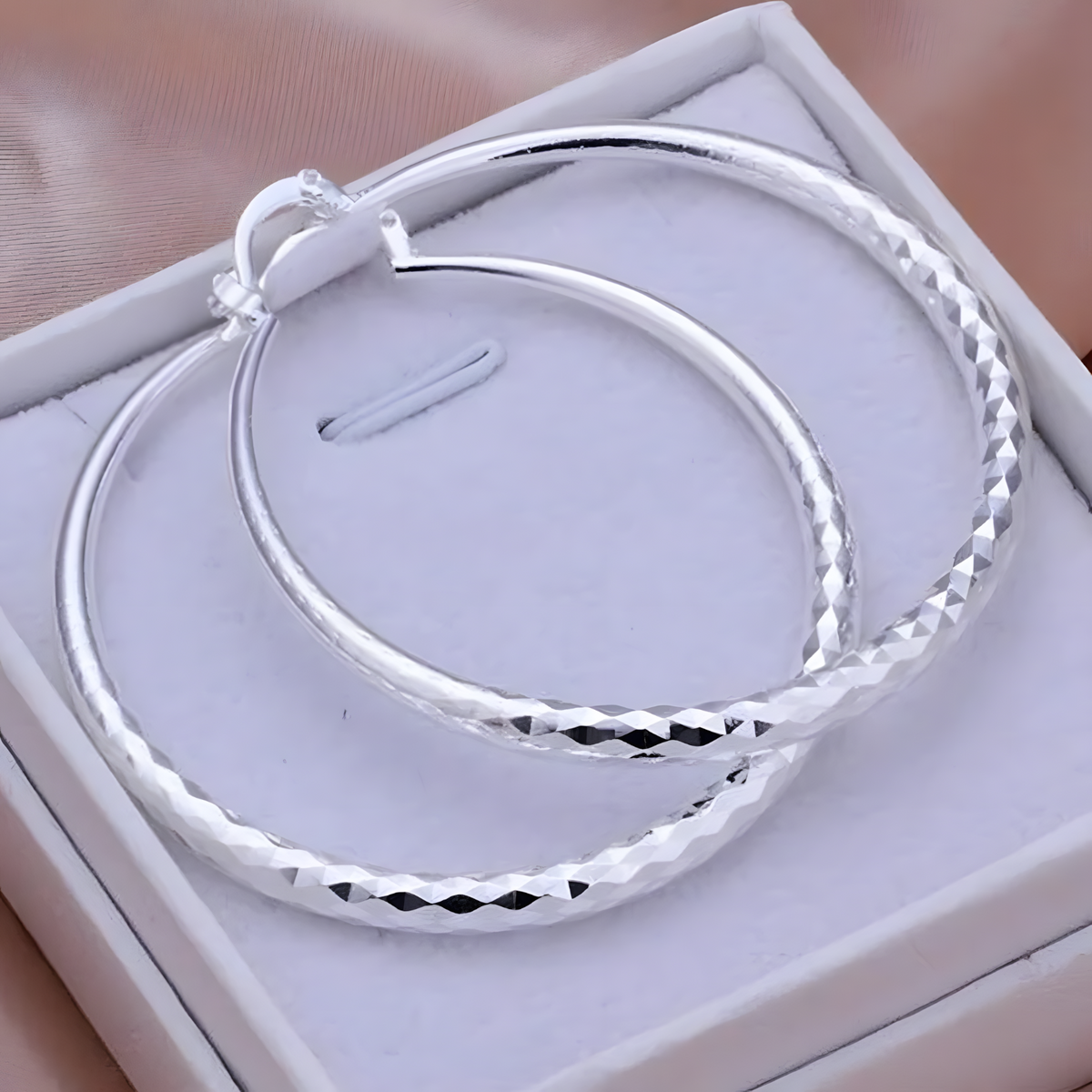 Diamond-Cut Hoop Earrings 5CM Large Round Textured Hoop Earrings for Women 1495